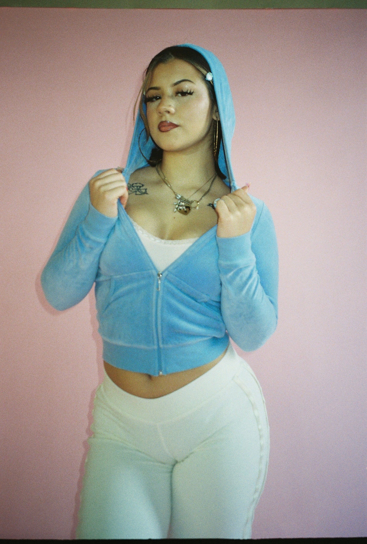 JUICY COUTURE BBY BLUE VELOUR CROPPED ZIP UP